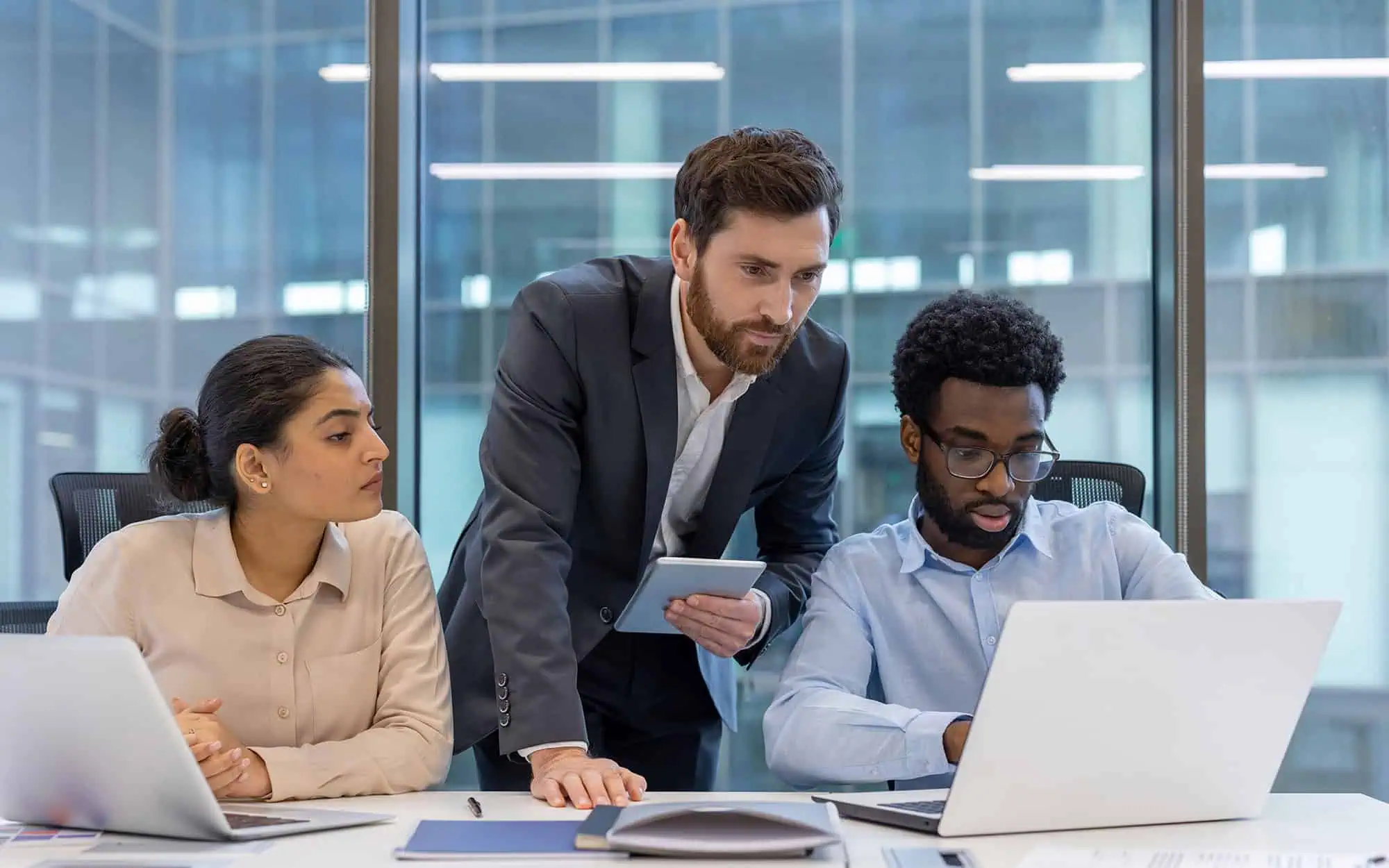 SharePoint vs Excel Data Management | i3solutions Business team comparing SharePoint and Excel for data management solutions.