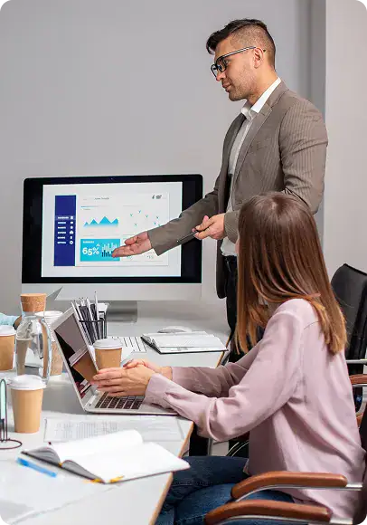 Business Presentation at i3solutions | i3solutions Microsoft Dynamics 365 consultants presenting enterprise CRM and ERP integration strategy.